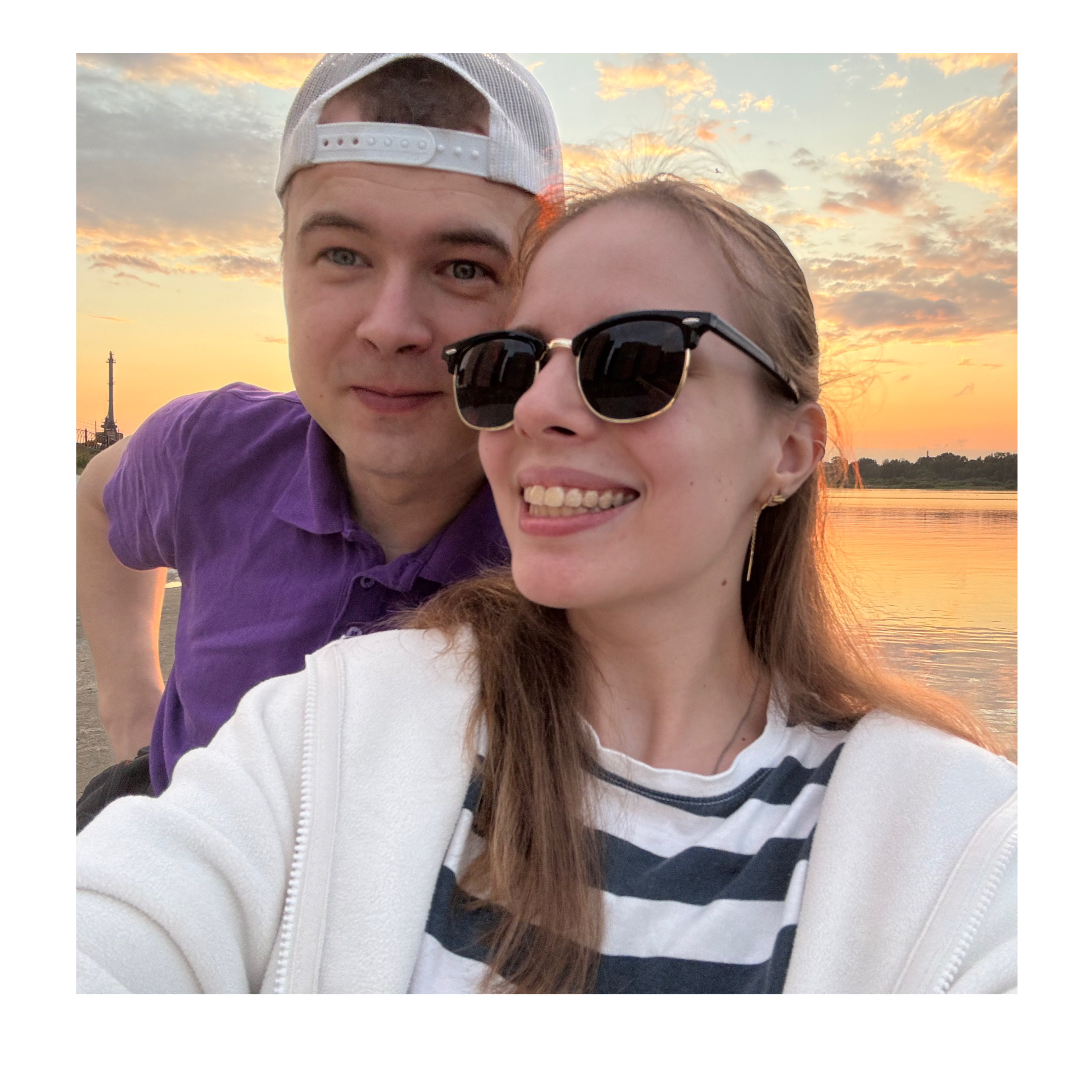 Кирилл и Полина на закате